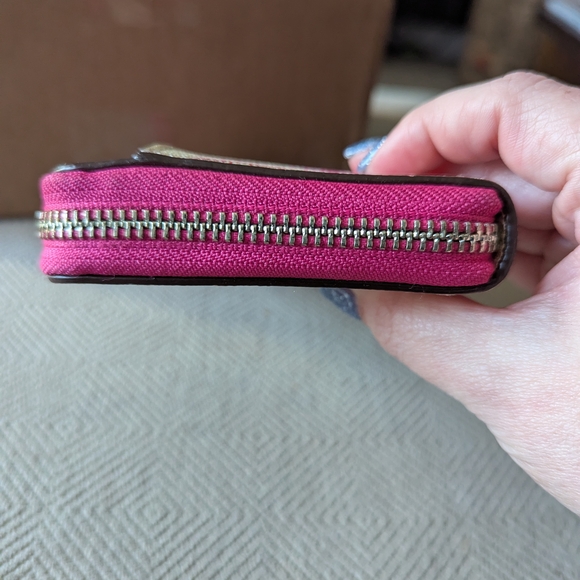 Coach F50672 Floral Clutch Wallet - Picture 8 of 12